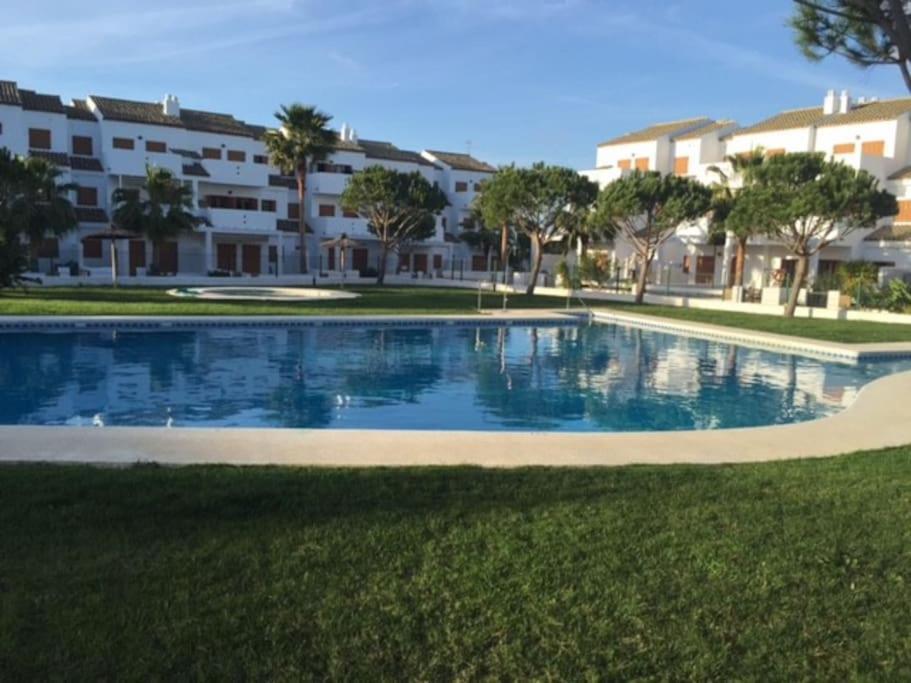 Precioso Apartamento A 700 M Del Mar Chiclana de la Frontera Luaran gambar