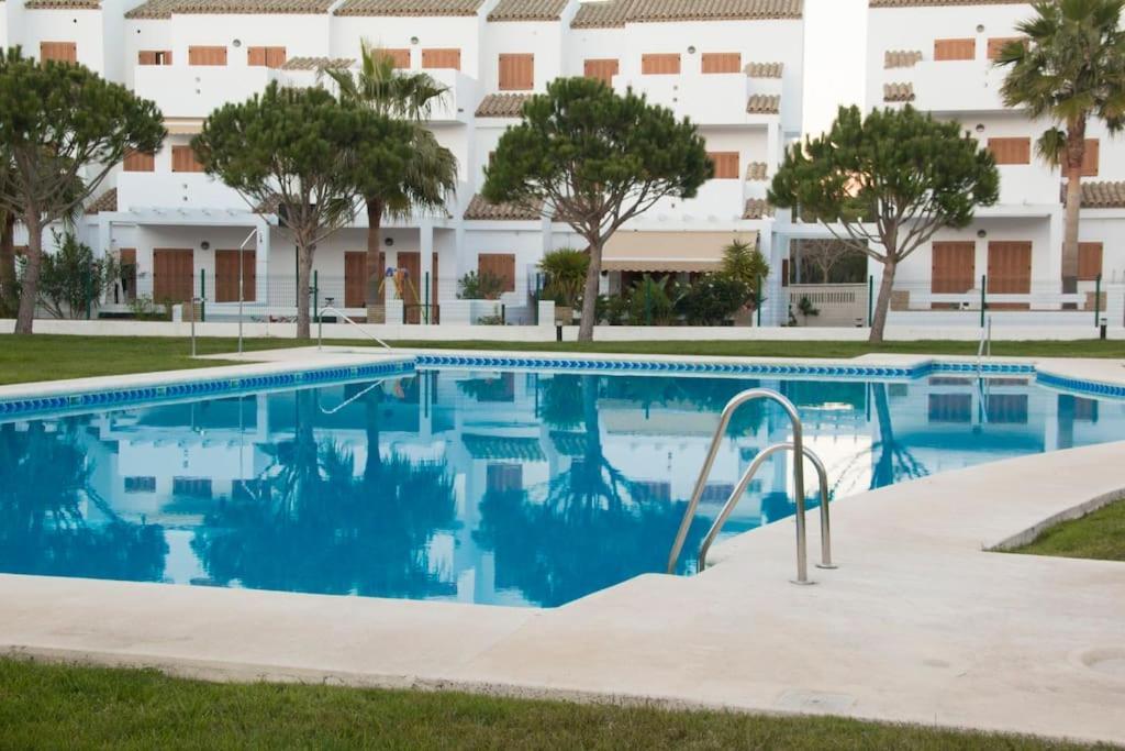 Precioso Apartamento A 700 M Del Mar Chiclana de la Frontera Luaran gambar