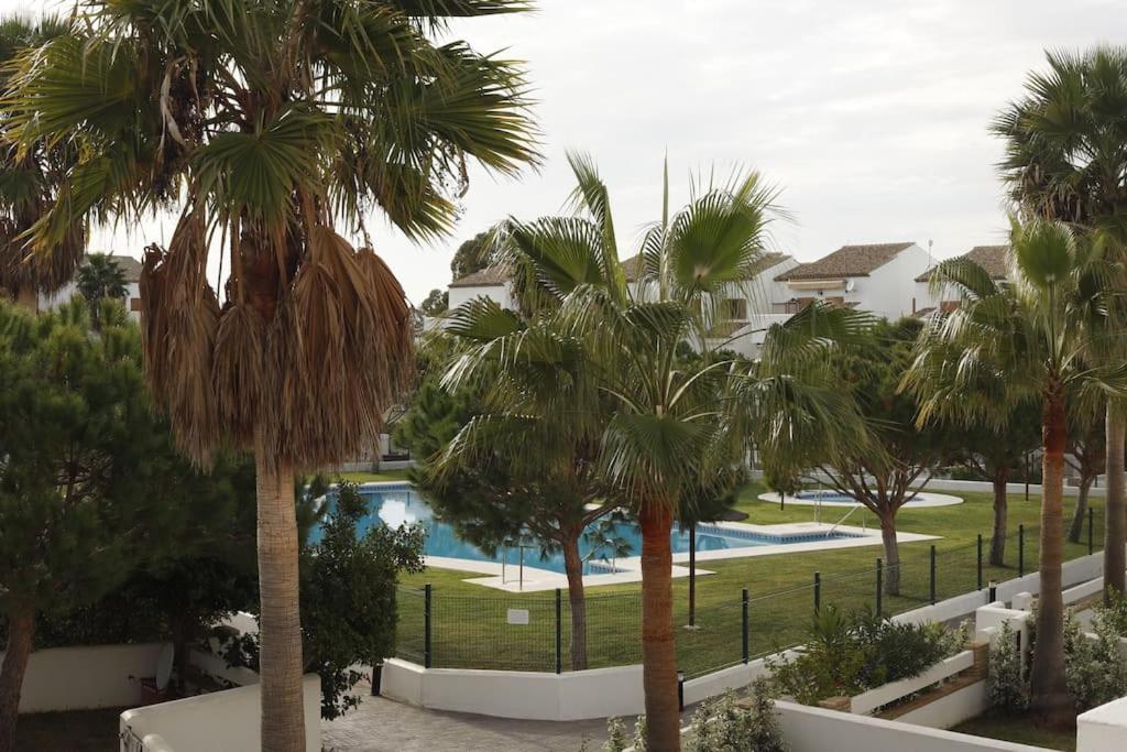 Precioso Apartamento A 700 M Del Mar Chiclana de la Frontera Luaran gambar